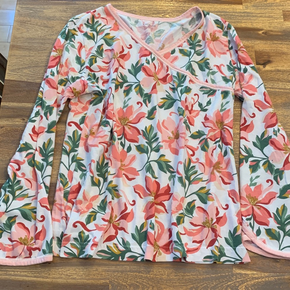 Garnet Hill Asian Wrap floral pajamas. Size small. - Picture 2 of 16